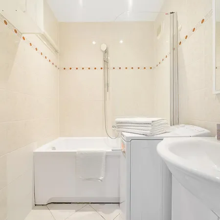 Comfort 3br I 6 Guests I Vinohrady Praha