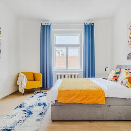 Comfort 3br I 6 Guests I Vinohrady *
