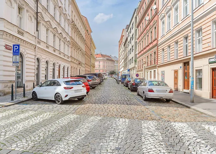 3-bedroom For Family Daire Prag